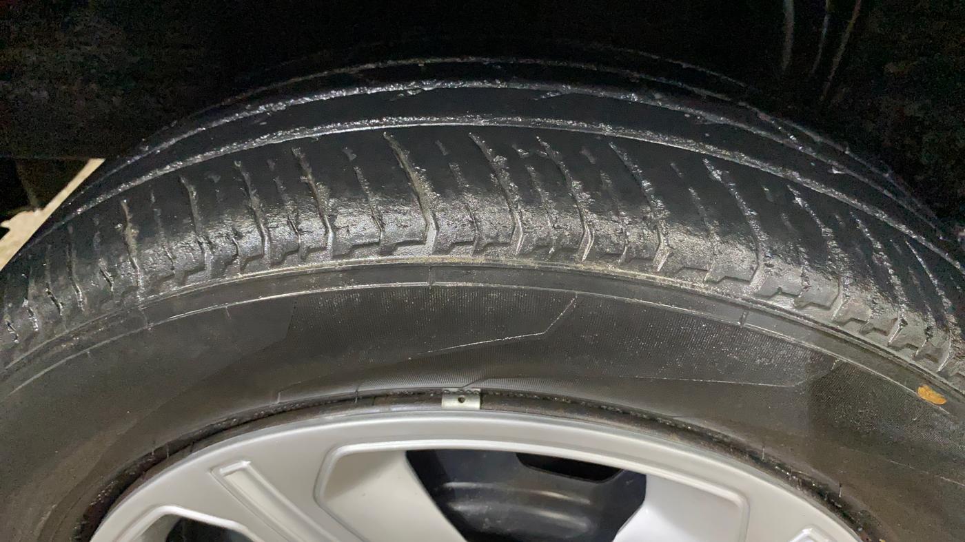 2020 Nissan MAGNITE XL TURBO, Petrol, Manual, 61,420 km, Right Rear Tyre Tread