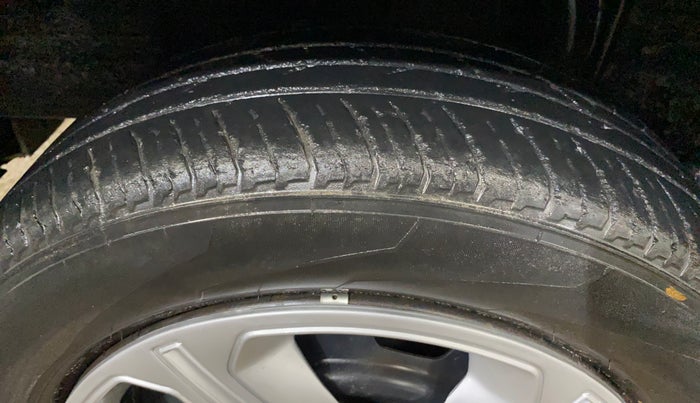 2020 Nissan MAGNITE XL TURBO, Petrol, Manual, 61,420 km, Right Rear Tyre Tread