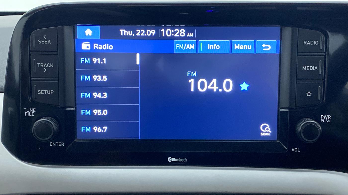 2020 Hyundai GRAND I10 NIOS SPORTZ 1.2 AT, Petrol, Automatic, 27,645 km, Infotainment System