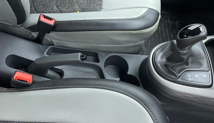 2020 Hyundai GRAND I10 NIOS SPORTZ 1.2 AT, Petrol, Automatic, 27,645 km, Gear Lever