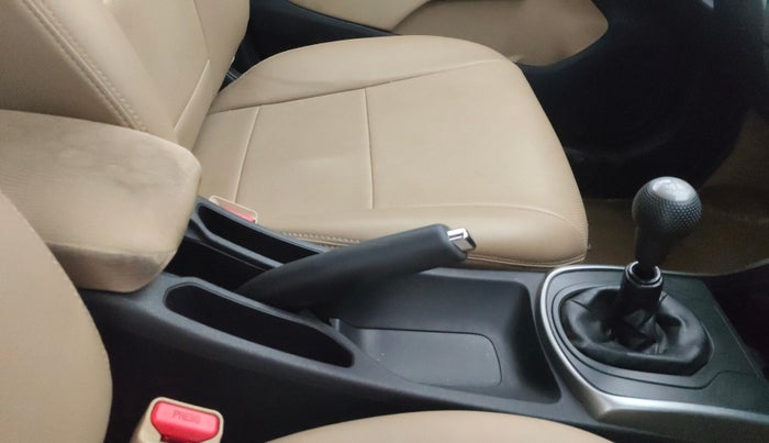 2015 Honda City 1.5L I-VTEC SV, Petrol, Manual, 57,106 km, Gear Lever