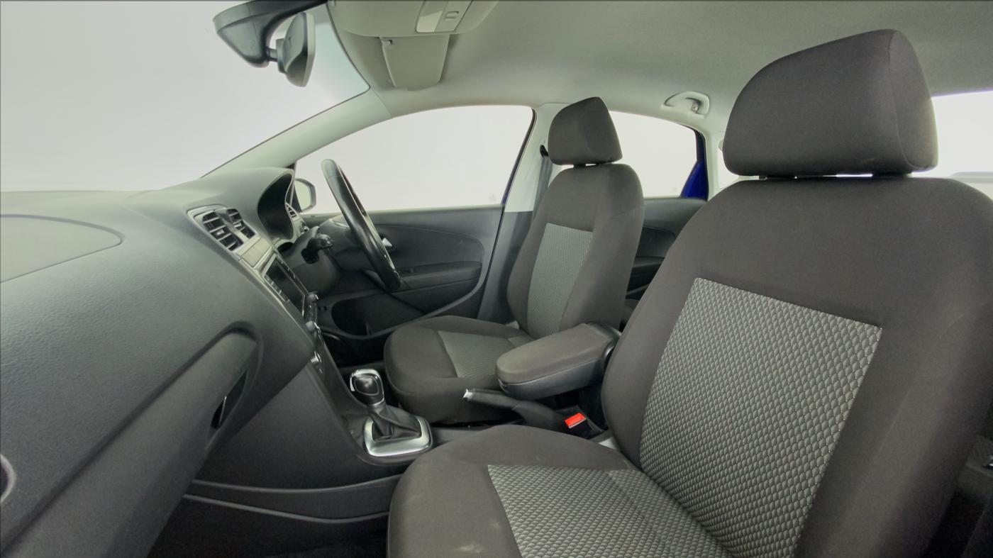 2019 Volkswagen Vento 1.2 TSI HIGHLINE PLUS AT, Petrol, Automatic, 48,179 km, Right Side Front Door Cabin