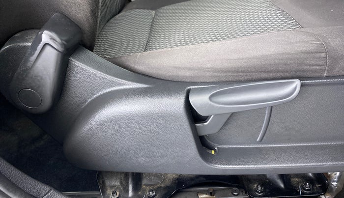 2019 Volkswagen Vento 1.2 TSI HIGHLINE PLUS AT, Petrol, Automatic, 48,179 km, Driver Side Adjustment Panel
