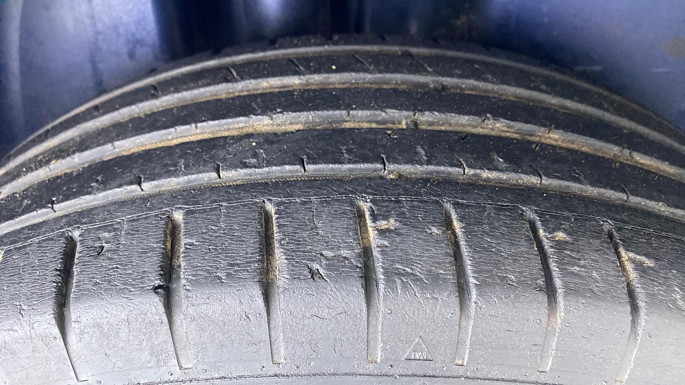 2019 Volkswagen Vento 1.2 TSI HIGHLINE PLUS AT, Petrol, Automatic, 48,179 km, Right Rear Tyre Tread