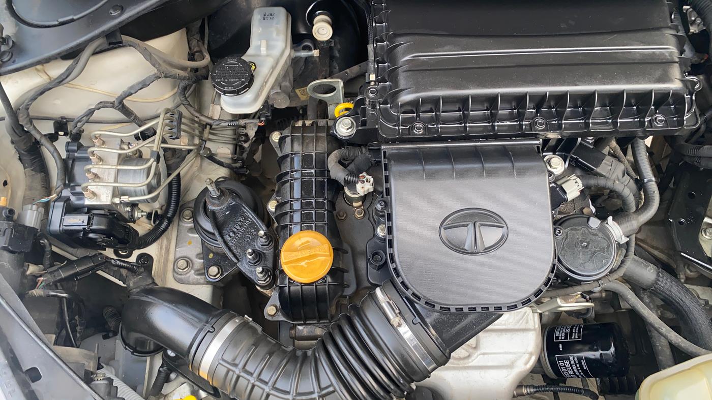 2019 Tata Tiago XZ PLUS PETROL, Petrol, Manual, 68,021 km, Engine View - Right