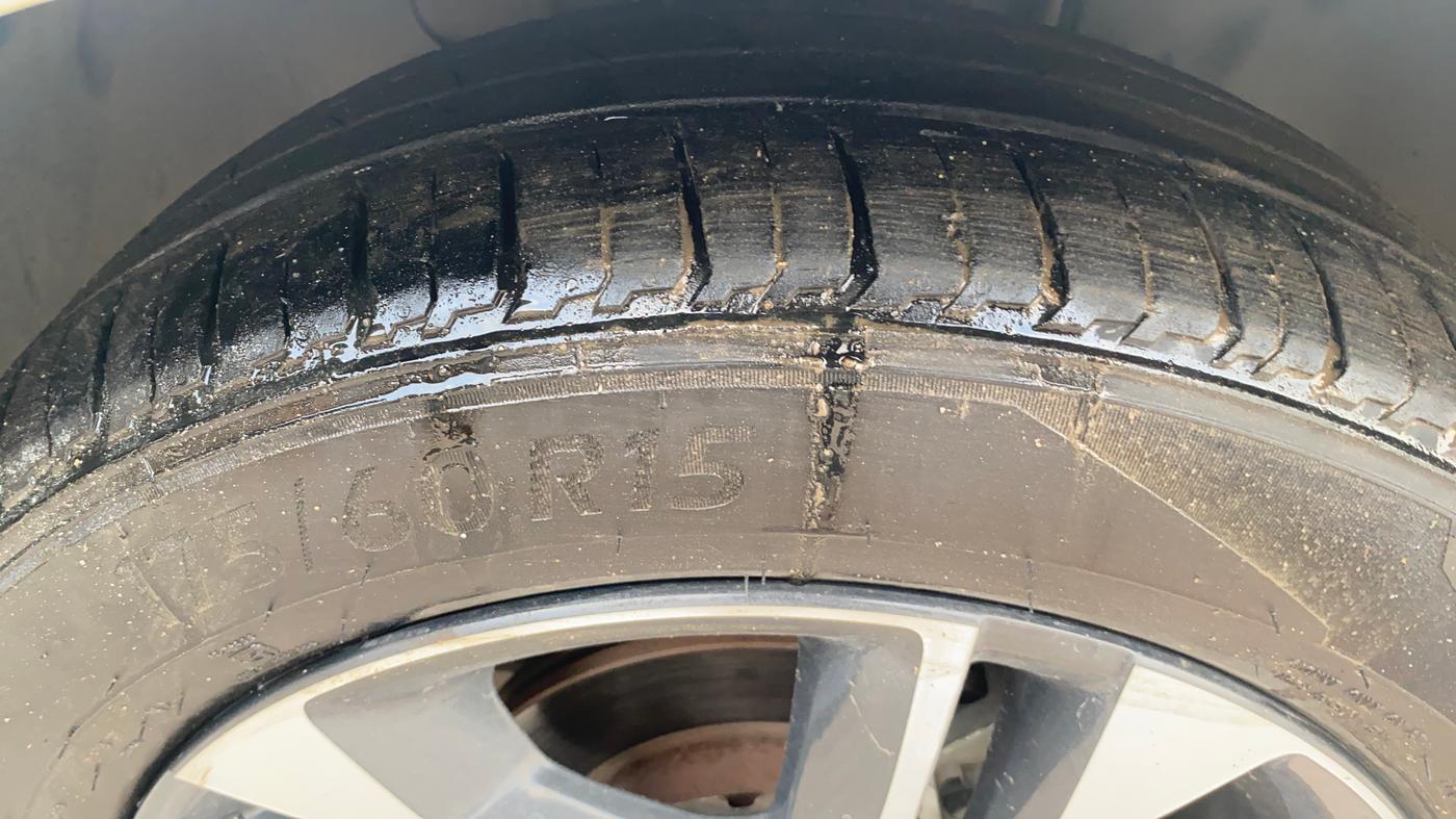 2019 Tata Tiago XZ PLUS PETROL, Petrol, Manual, 68,021 km, Right Front Tyre Tread
