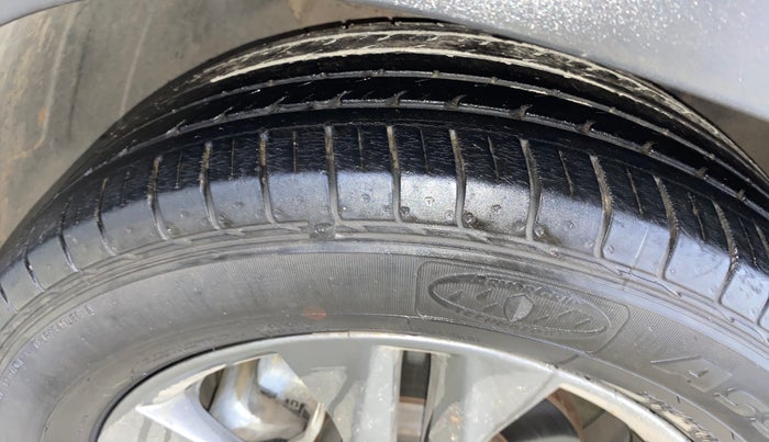 2020 KIA SELTOS HTX 1.5 PETROL, Petrol, Manual, 39,303 km, Left Front Tyre Tread