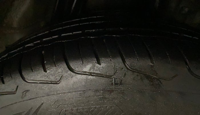 2019 Honda WR-V 1.2L I-VTEC S MT, CNG, Manual, 64,372 km, Left Rear Tyre Tread