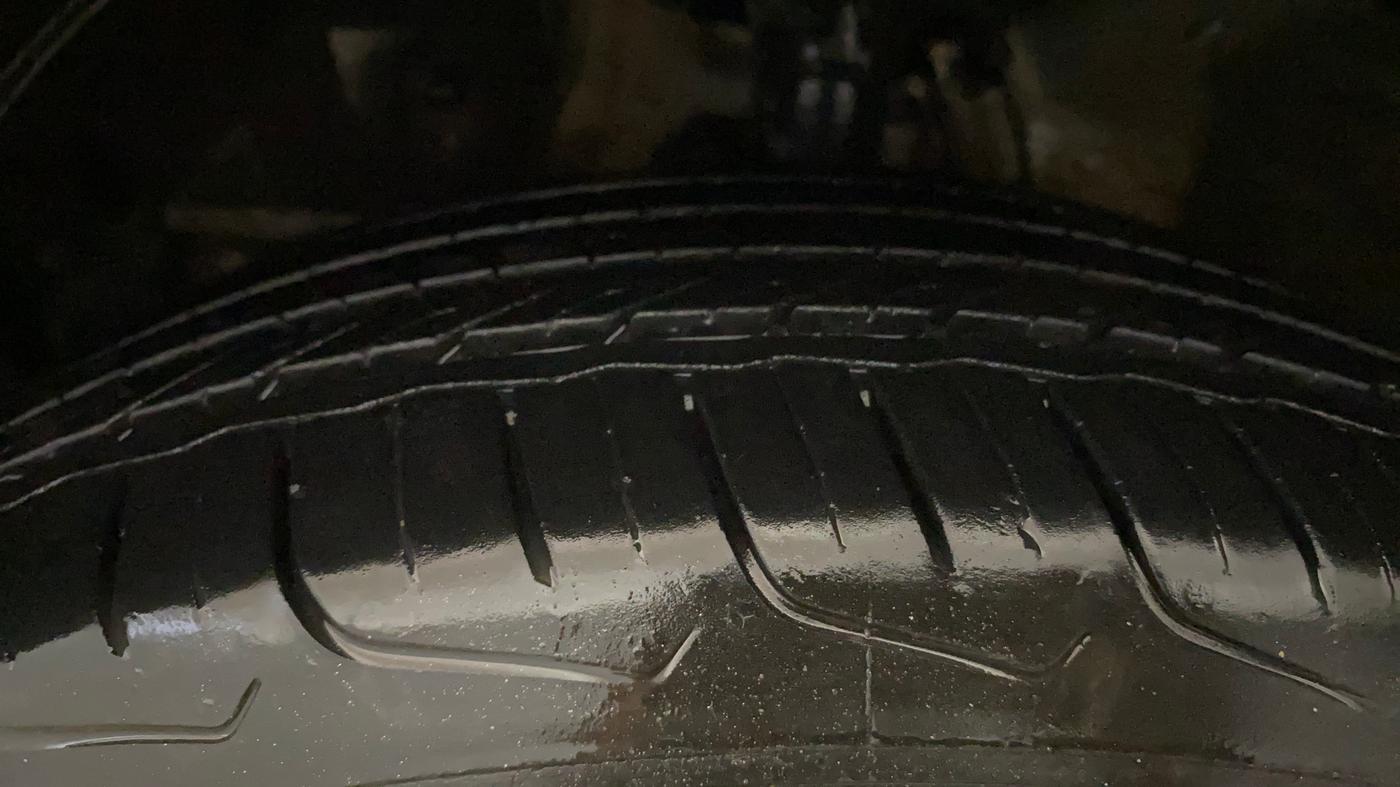 2019 Honda WR-V 1.2L I-VTEC S MT, CNG, Manual, 64,444 km, Left Front Tyre Tread