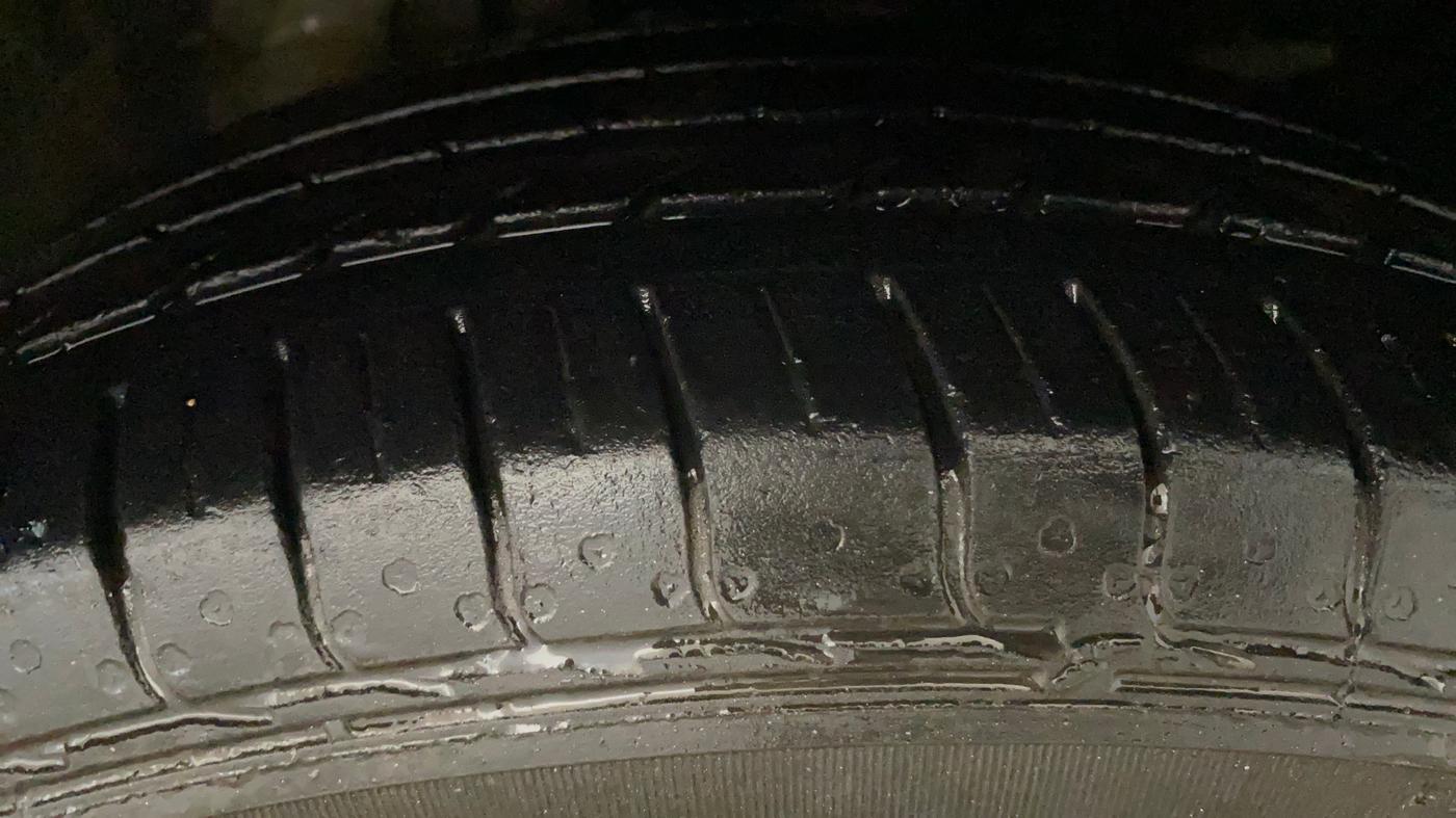 2019 Honda WR-V 1.2L I-VTEC S MT, CNG, Manual, 64,444 km, Right Front Tyre Tread