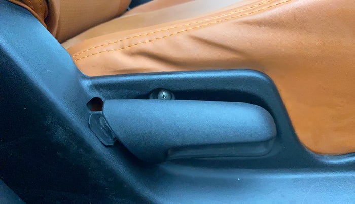 2013 Maruti Swift LXI, Petrol, Manual, 99,768 km, Driver Side Adjustment Panel