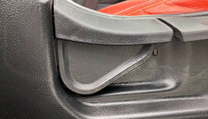 2019 KIA SELTOS HTK PLUS 1.5 DIESEL, Diesel, Manual, 68,212 km, Driver Side Adjustment Panel