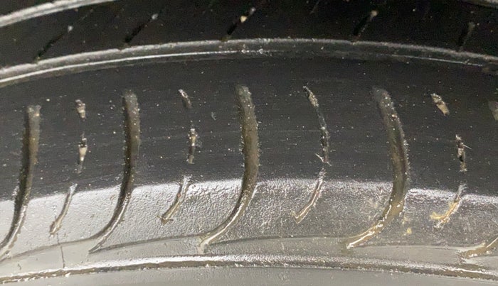 2019 KIA SELTOS HTK PLUS 1.5 DIESEL, Diesel, Manual, 68,212 km, Right Rear Tyre Tread