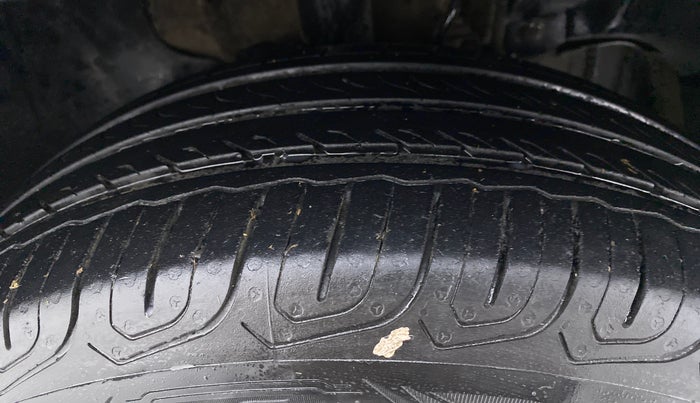 2018 Tata Tiago XZ 1.2 REVOTRON, Petrol, Manual, 98,464 km, Right Front Tyre Tread