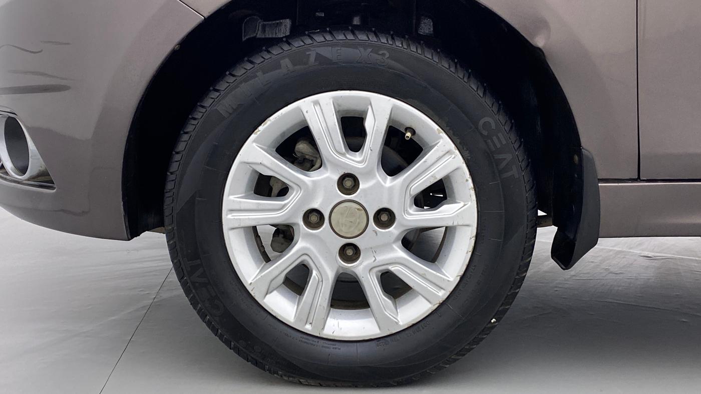2018 Tata Tiago XZ 1.2 REVOTRON, Petrol, Manual, 98,464 km, Left Front Wheel