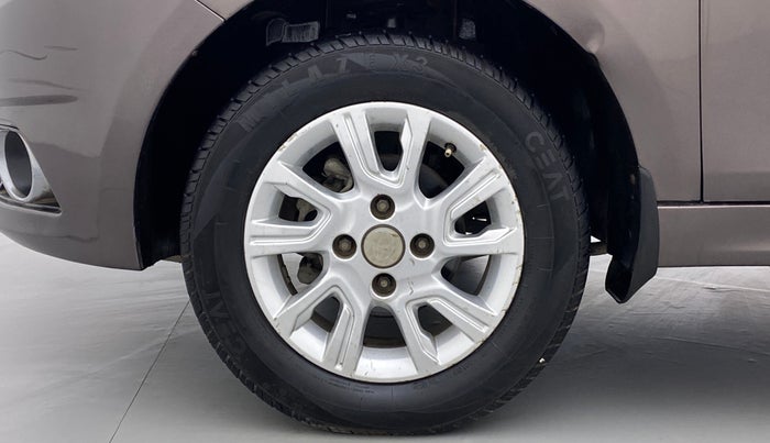 2018 Tata Tiago XZ 1.2 REVOTRON, Petrol, Manual, 98,464 km, Left Front Wheel