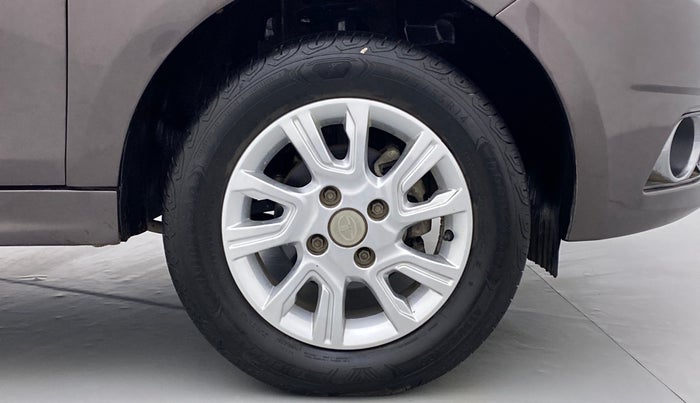 2018 Tata Tiago XZ 1.2 REVOTRON, Petrol, Manual, 98,464 km, Right Front Wheel