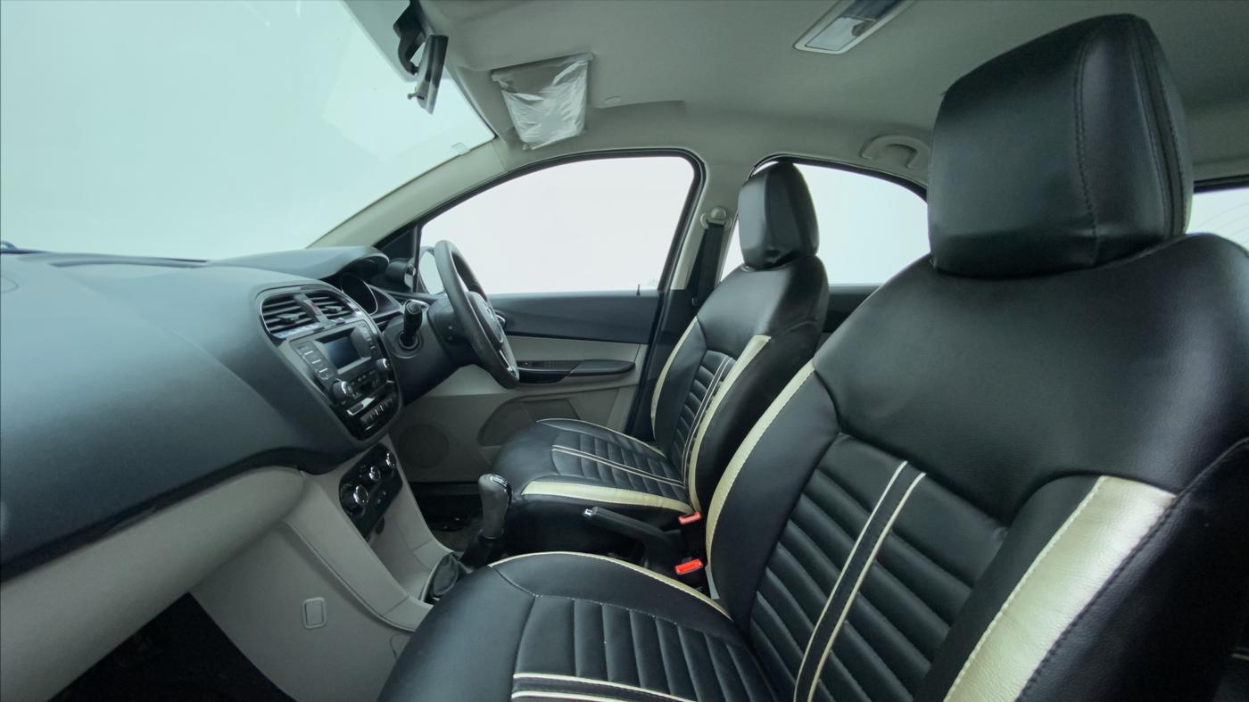 2018 Tata Tiago XZ 1.2 REVOTRON, Petrol, Manual, 98,464 km, Right Side Front Door Cabin