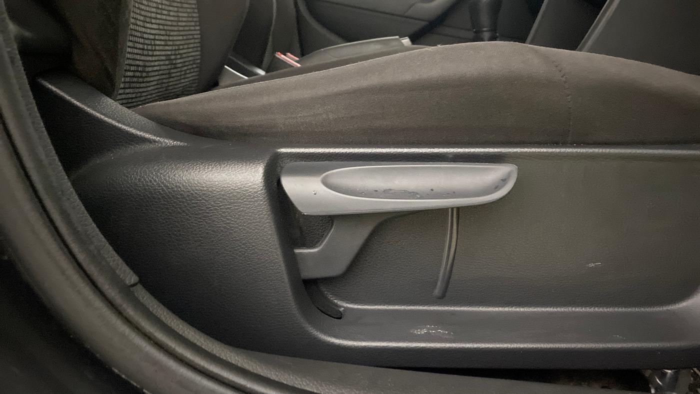 2015 Volkswagen Polo TRENDLINE 1.2L PETROL, Petrol, Manual, 11,918 km, Driver Side Adjustment Panel