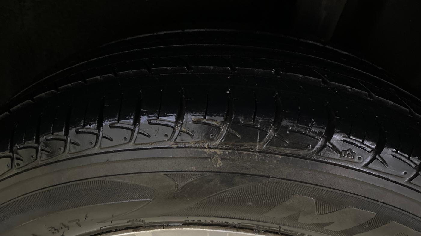 2015 Volkswagen Polo TRENDLINE 1.2L PETROL, Petrol, Manual, 11,918 km, Left Rear Tyre Tread