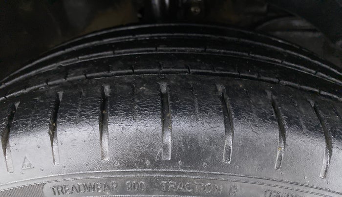 2019 Maruti Baleno ALPHA CVT PETROL 1.2, Petrol, Automatic, 34,861 km, Right Front Tyre Tread