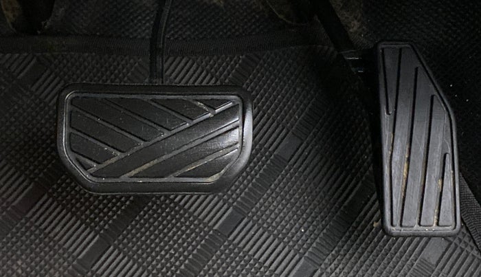 2019 Maruti Baleno ALPHA CVT PETROL 1.2, Petrol, Automatic, 34,861 km, Pedals
