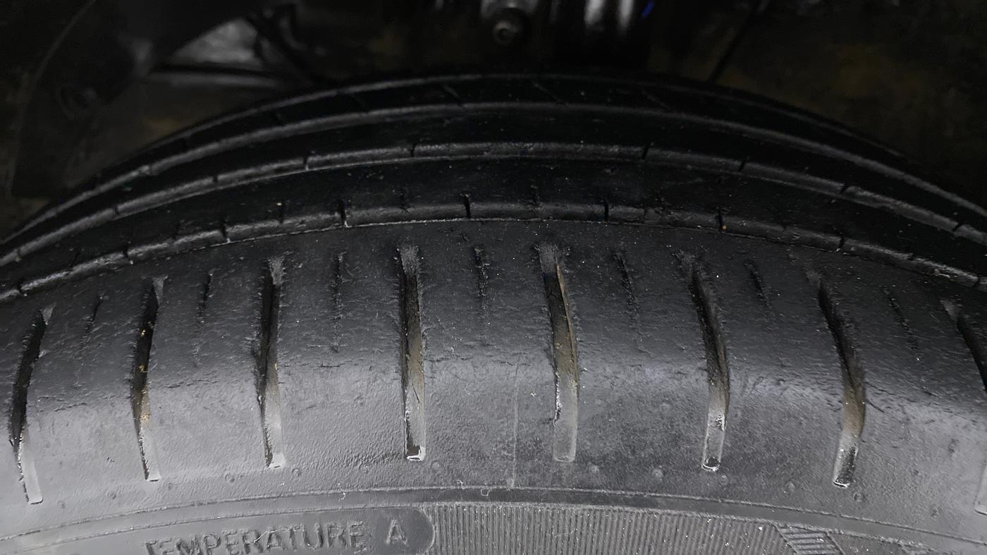 2019 Maruti Baleno ALPHA CVT PETROL 1.2, Petrol, Automatic, 34,861 km, Left Front Tyre Tread
