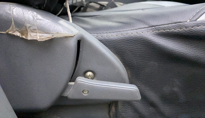 2014 Maruti Alto 800 LXI, Petrol, Manual, 8,039 km, Driver Side Adjustment Panel