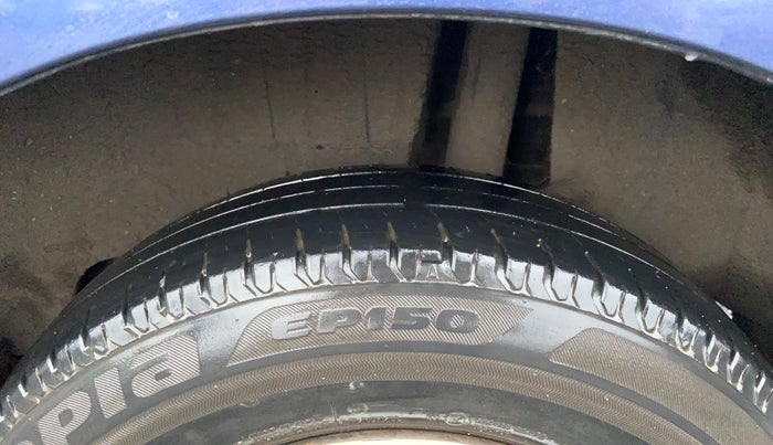 2017 Maruti Dzire VXI AMT, Petrol, Automatic, 53,392 km, Left Rear Tyre Tread