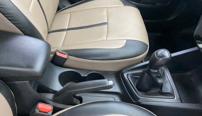 2016 Hyundai Elite i20 MAGNA 1.2, Petrol, Manual, 86,653 km, Gear Lever