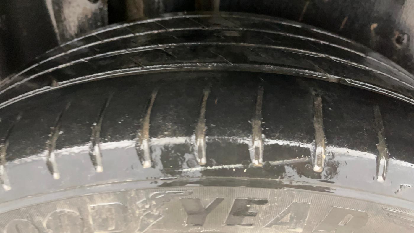 2021 MG HECTOR PLUS SHARP 2.0 DIESEL TURBO MT 6-STR, Diesel, Manual, 73,319 km, Right Rear Tyre Tread