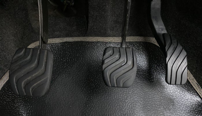 2019 Datsun Redi Go S 1.0, CNG, Manual, 28,759 km, Pedals