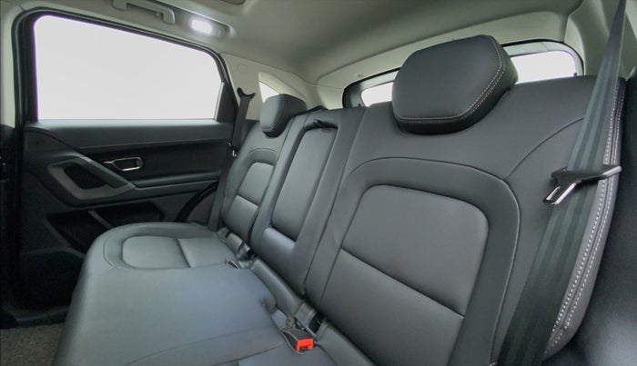 2020 Tata Harrier XZ+ DARK EDITION, Diesel, Manual, 13,451 km, Right Side Rear Door Cabin