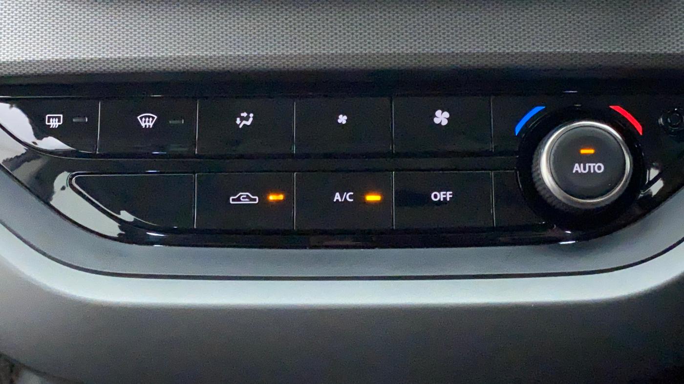 2020 Tata Harrier XZ+ DARK EDITION, Diesel, Manual, 13,451 km, Automatic Climate Control