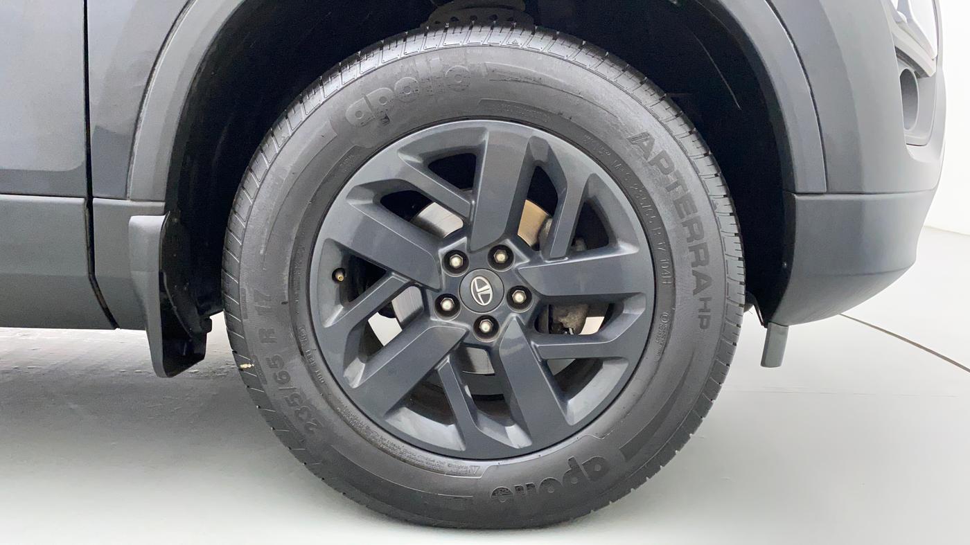 2020 Tata Harrier XZ+ DARK EDITION, Diesel, Manual, 13,451 km, Right Front Wheel