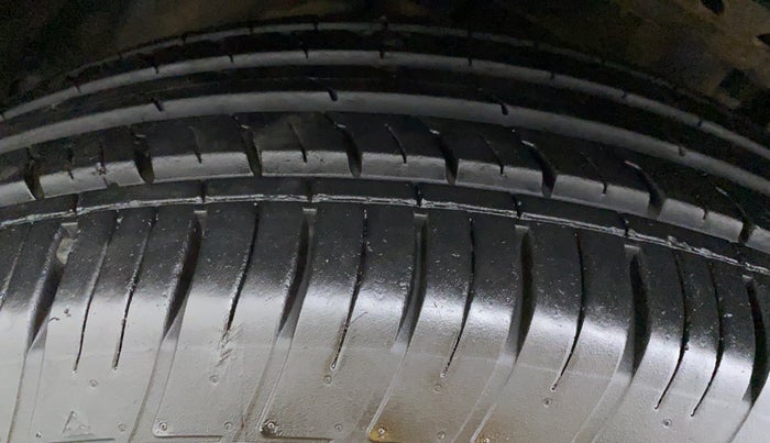 2020 Tata Harrier XZ+ DARK EDITION, Diesel, Manual, 13,451 km, Left Front Tyre Tread
