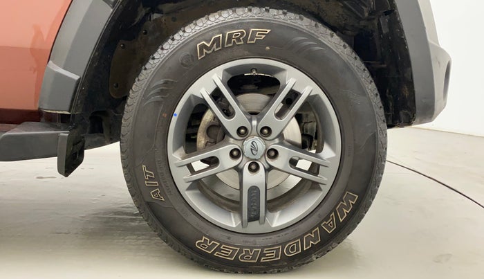 2021 Mahindra Thar LX PETROL HT 4WD AT, Petrol, Automatic, 34,335 km, Right Front Wheel