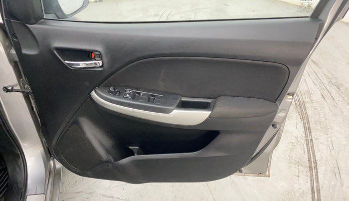 2017 Maruti Baleno DELTA PETROL 1.2, Petrol, Manual, 30,475 km, Driver Side Door Panels Control