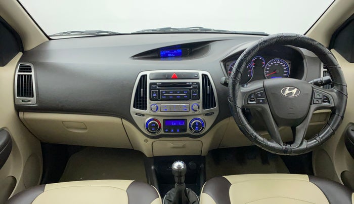 2014 Hyundai i20 SPORTZ 1.2, Petrol, Manual, 97,072 km, Dashboard