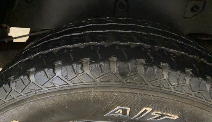 2021 Mahindra Thar LX  P 4WD AT CONVERTIBLE, Petrol, Automatic, 59,823 km, Right Rear Tyre Tread