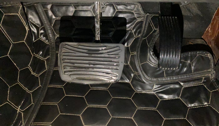 2021 Mahindra Thar LX  P 4WD AT CONVERTIBLE, Petrol, Automatic, 59,823 km, Pedals