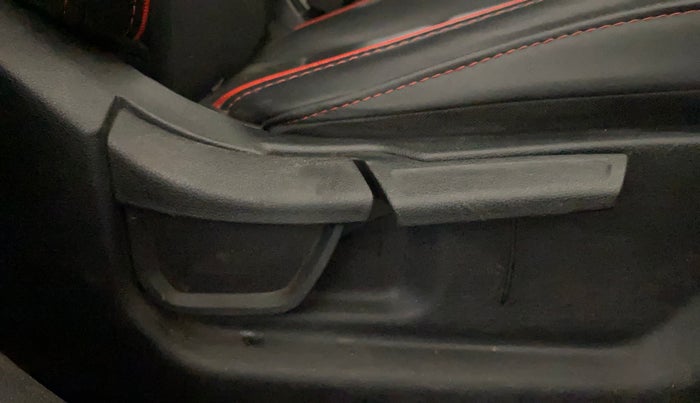 2023 Hyundai NEW I20 N LINE N8 1.0 TURBO GDI DCT DUAL TONE, Petrol, Automatic, 52,118 km, Driver Side Adjustment Panel