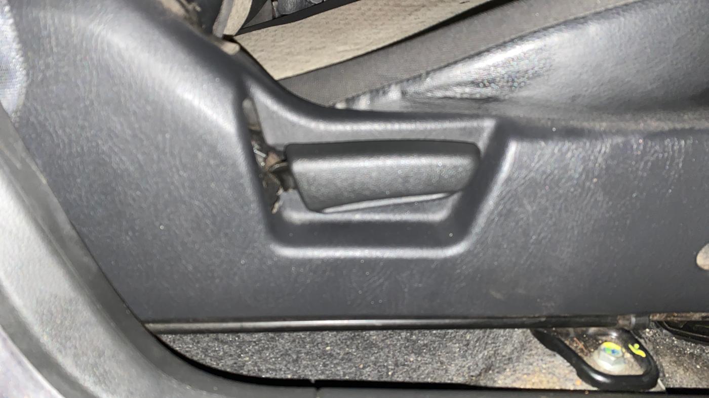 2020 Maruti Alto VXI PLUS, Petrol, Manual, 26,256 km, Driver Side Adjustment Panel