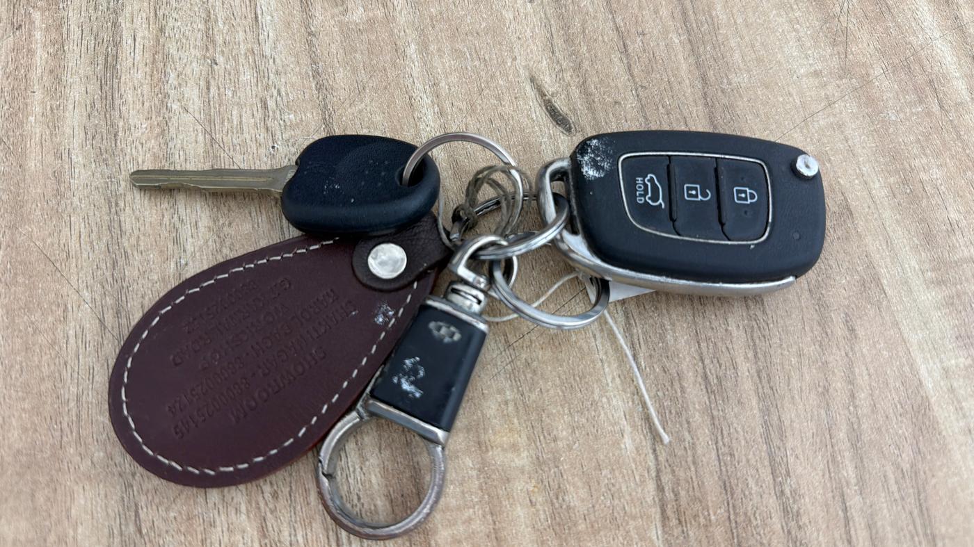 2021 Hyundai VENUE S 1.2, Petrol, Manual, 52,591 km, Key Close Up