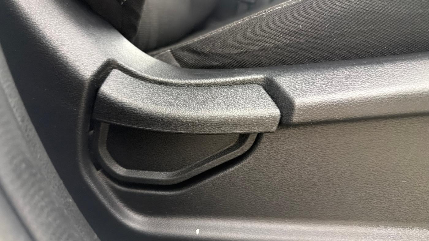 2021 Hyundai VENUE S 1.2, Petrol, Manual, 52,591 km, Driver Side Adjustment Panel