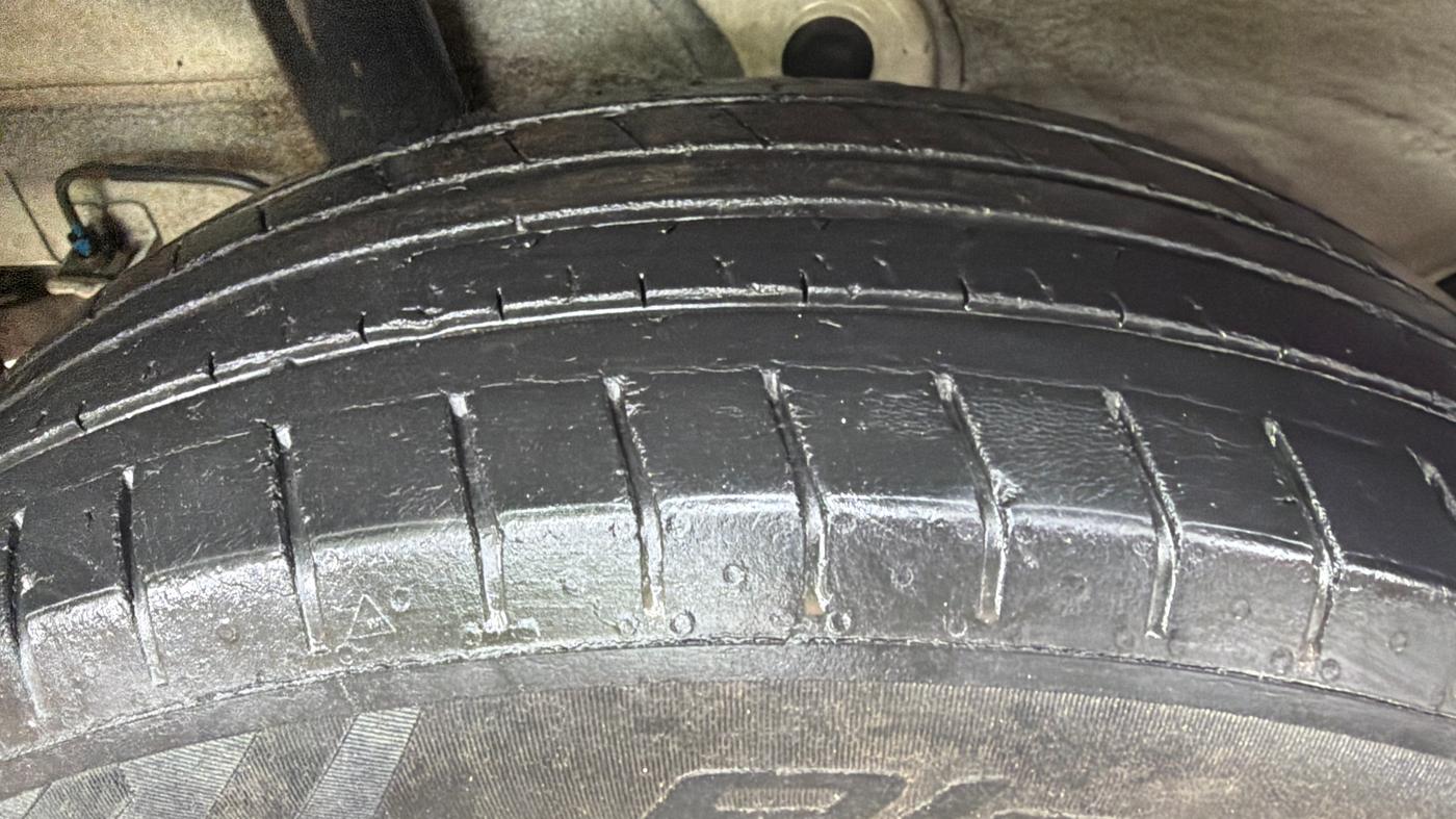 2021 Hyundai VENUE S 1.2, Petrol, Manual, 52,591 km, Right Rear Tyre Tread