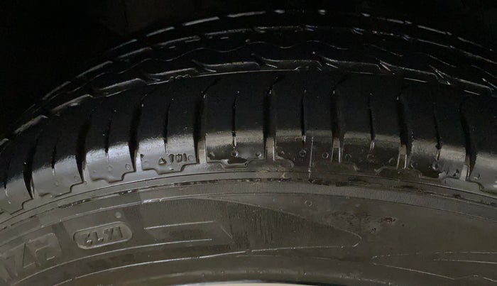 2019 Tata NEXON XZA PLUS PETROL, Petrol, Automatic, 81,729 km, Right Rear Tyre Tread