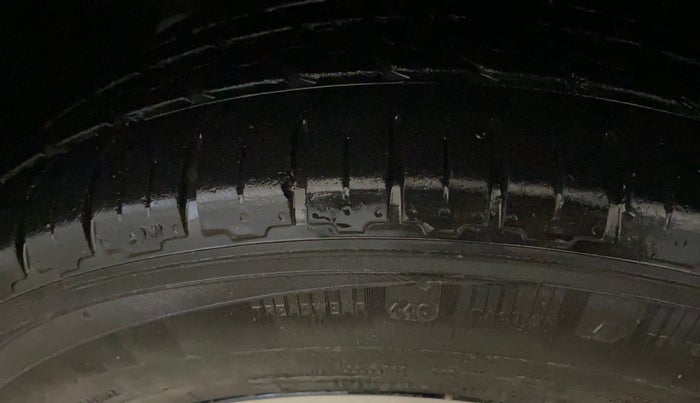 2019 Tata NEXON XZA PLUS PETROL, Petrol, Automatic, 81,729 km, Left Front Tyre Tread