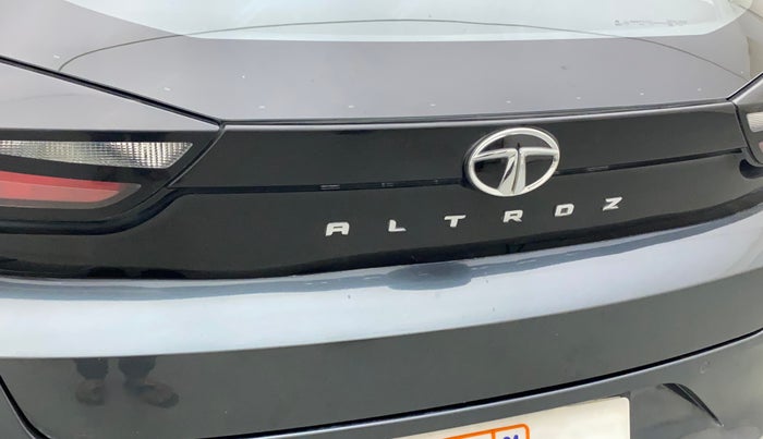 2021 Tata ALTROZ XM PLUS PETROL, Petrol, Manual, 43,761 km, Dicky (Boot door) - Paint has minor damage