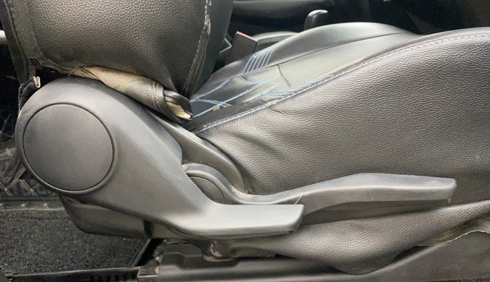 2019 Maruti Swift VXI AMT, Petrol, Automatic, 1,12,500 km, Driver Side Adjustment Panel